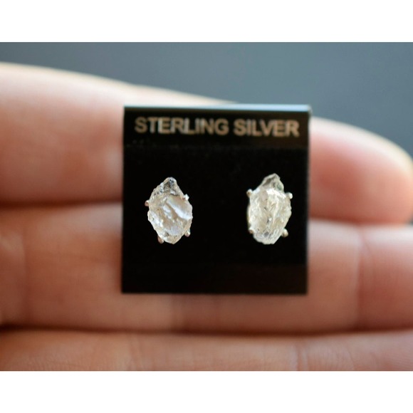 Sterling silver stud earrings, alternative diamond, uncut natural gemsto… - Picture 5 of 5